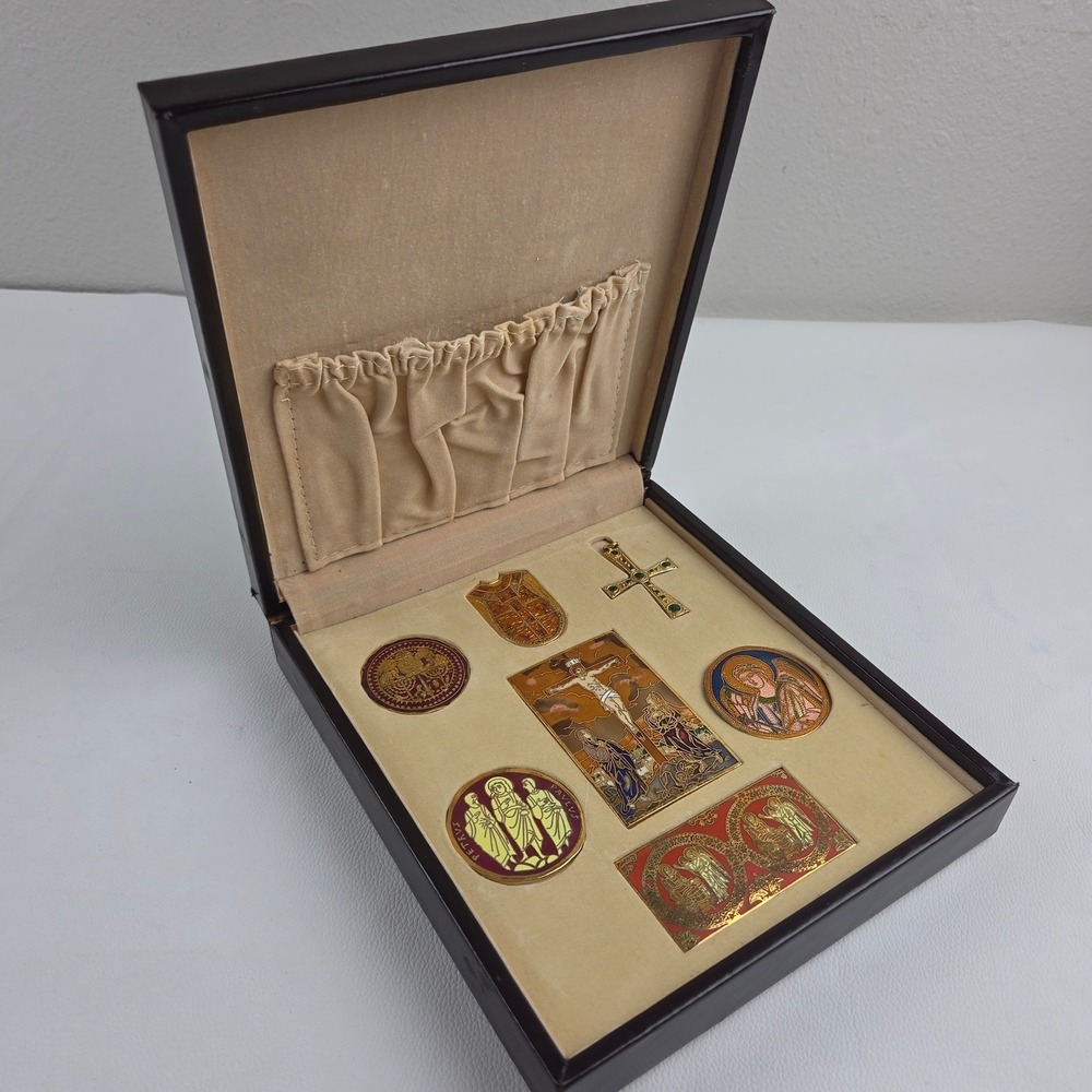 Vatican Pavilion Limited Edition Enamel Medallion Set 1984 World Exposition